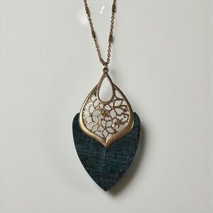 Goldtone Filigree Teal Cork Pendant Necklace